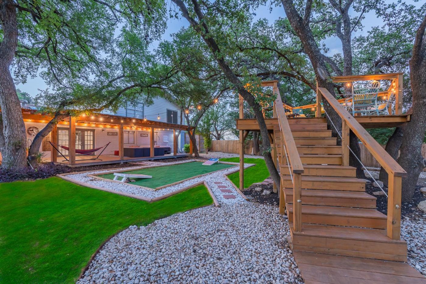 Luxurious Home With Hot Tub & Tree Deck By 6Flags San Antonio Dış mekan fotoğraf